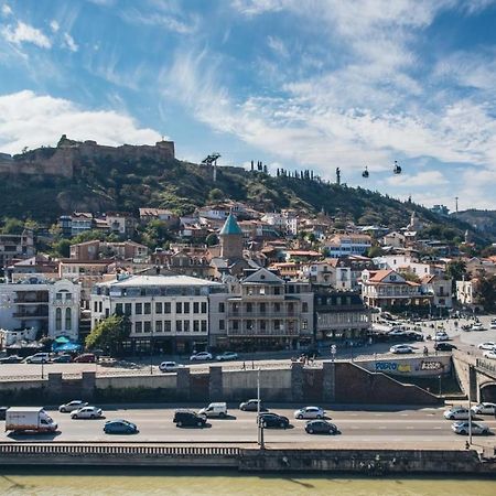 Garry Apartment Tbilisi Luaran gambar