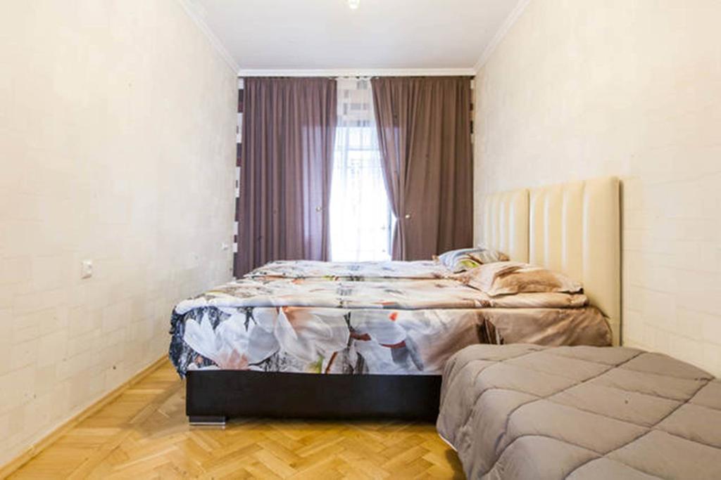 Garry Apartment Tbilisi Luaran gambar